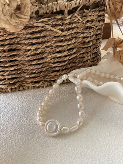 Romanesque Pearl Necklace